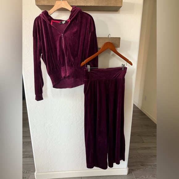 Anthropologie|Burgundy Velour Tracksuit,two piece matching set•••Small/Medium - Picture 6 of 16
